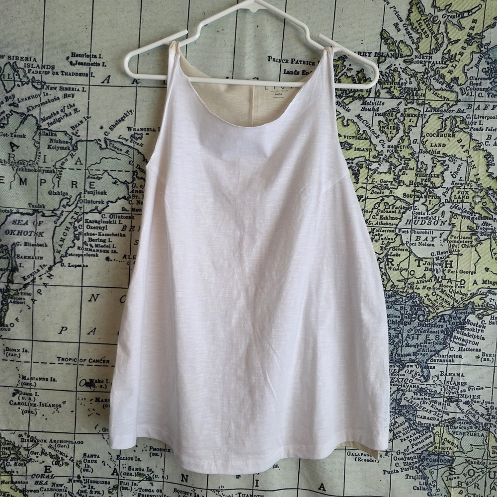Livi Active Elegant White Tank Top